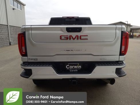 Used 2022 GMC Sierra 3500 Denali w/ Denali Ultimate Package image 4