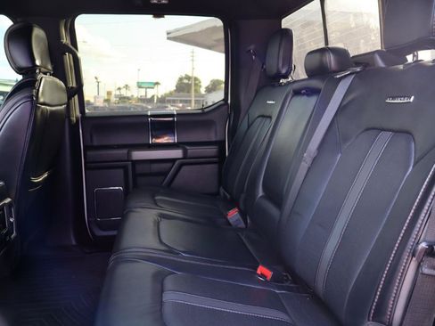 Used 2021 Ford F250 Platinum w/ FX4 Off-Road Package AWD/4WD image 19
