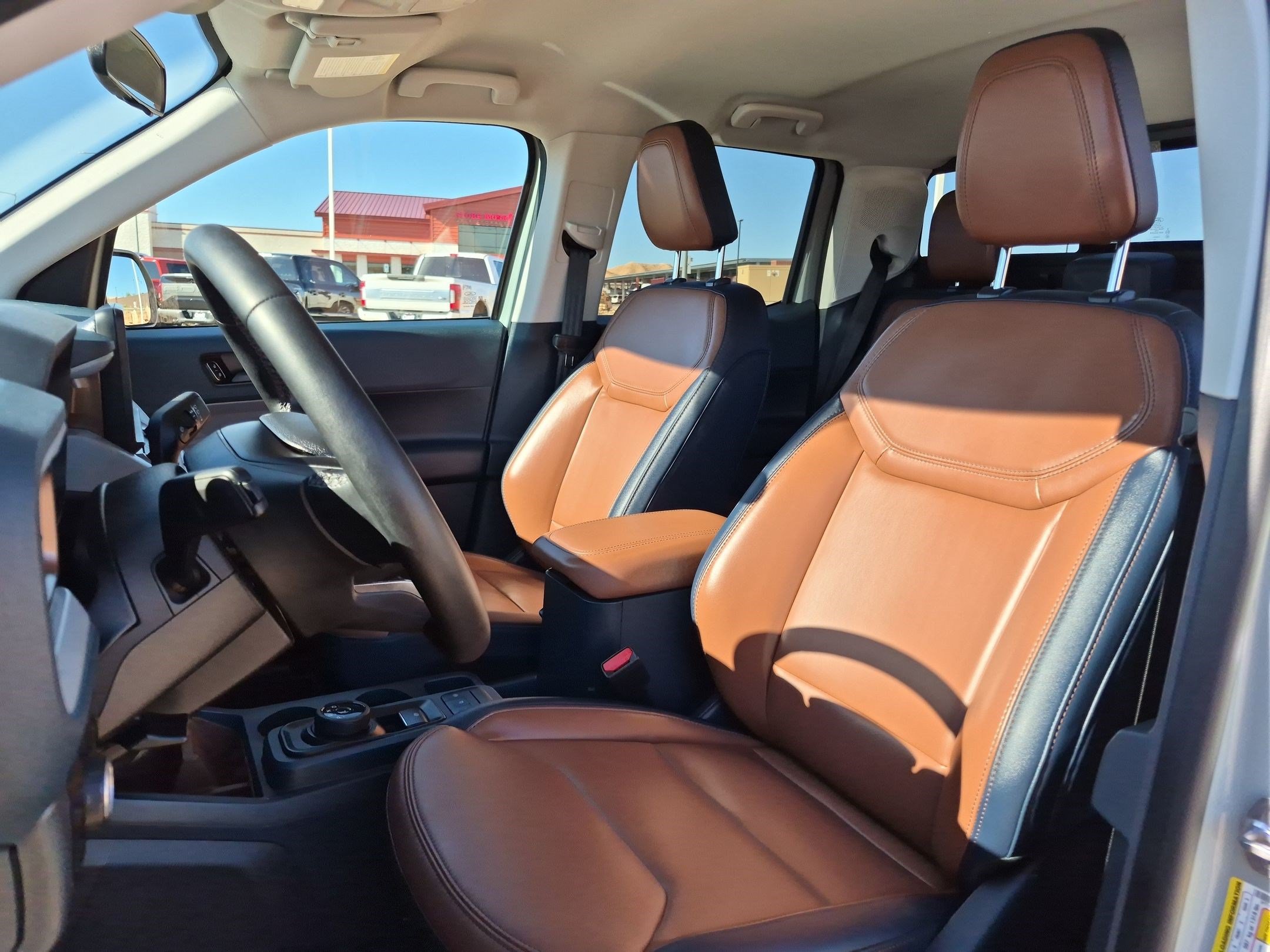 Used 2024 Ford Maverick Lariat FWD image 14