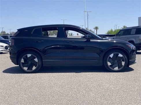 New 2025 Volvo EX30 Plus w/ Protection Package Premier image 6