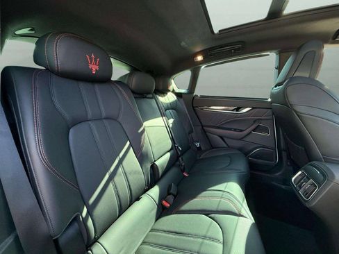 Certified 2024 Maserati Levante Modena Ultima image 23