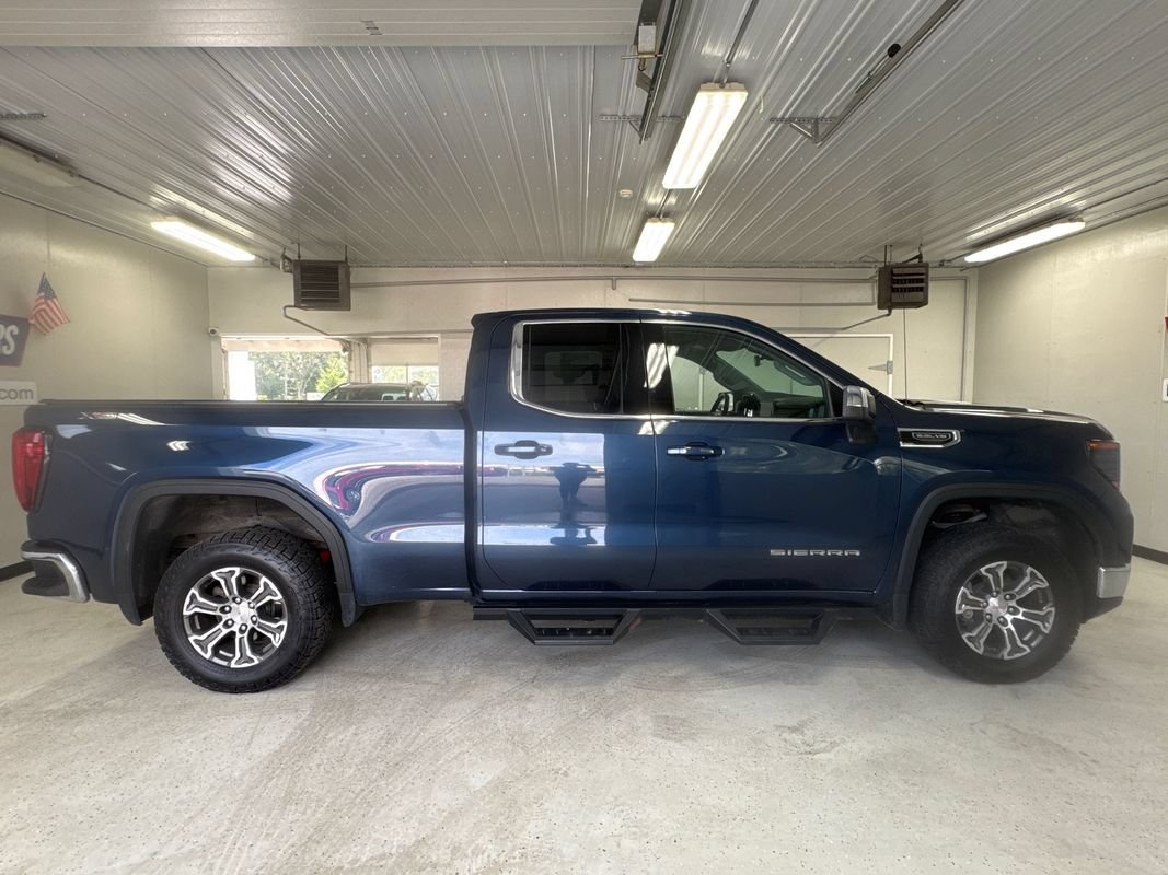 Used 2023 GMC Sierra 1500 SLE AWD/4WD image 6