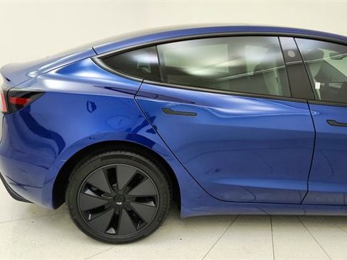 Used 2025 Tesla Model 3 Long Range image 12