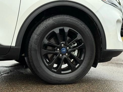 Certified 2022 Ford Escape SE w/ Cold Weather Package image 44