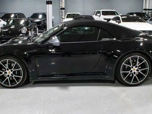 Used 2025 Porsche 911 Carrera T image 8