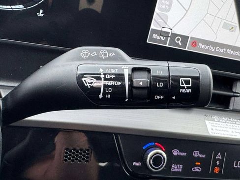 Used 2023 Kia Sportage EX FWD image 25