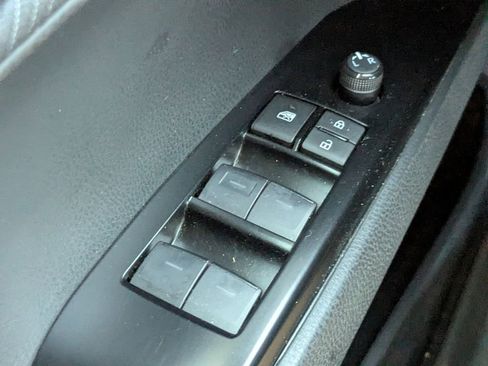 Certified 2025 Toyota Camry SE FWD image 22