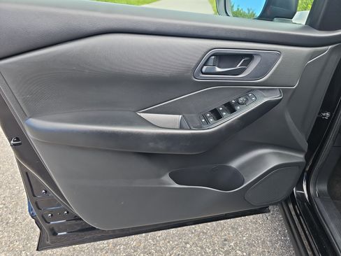 Certified 2024 Nissan Rogue S AWD/4WD image 15