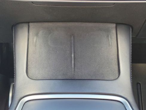 Used 2022 Tesla Model Y Performance image 18