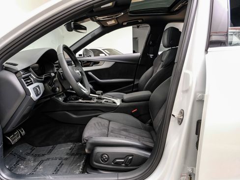 Used 2024 Audi A4 2.0T Premium Plus w/ Premium Plus Package image 4