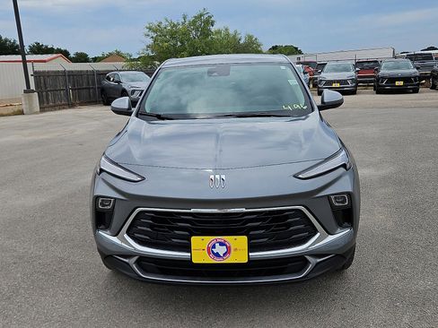 New 2026 Buick Encore GX Preferred w/ Comfort Package FWD image 8