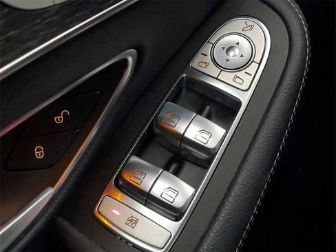 Used 2020 Mercedes-Benz C 300 C 300 image 13