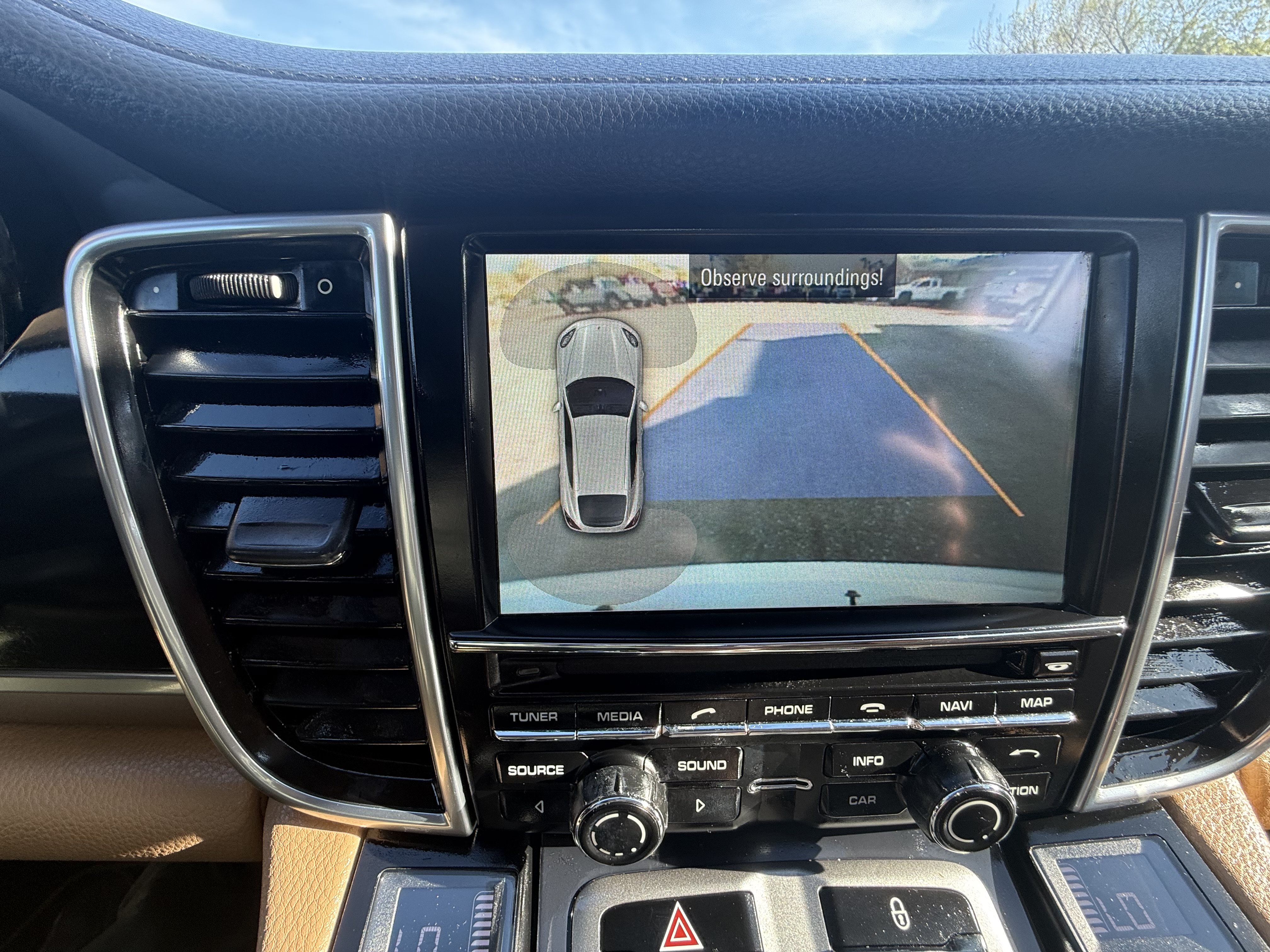 Used 2013 Porsche Panamera image 28