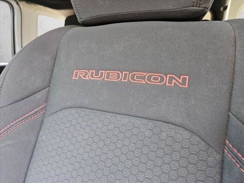 Used 2023 Jeep Wrangler Unlimited Rubicon AWD/4WD image 18