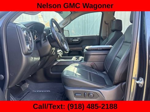 Used 2022 GMC Sierra 1500 Denali w/ Denali Premium Package AWD/4WD image 9