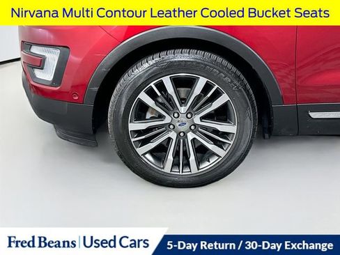 Used 2016 Ford Explorer Platinum AWD/4WD image 38