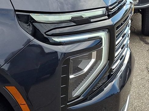 Used 2026 Chevrolet Tahoe High Country w/ Sun And Tow Package AWD/4WD image 30