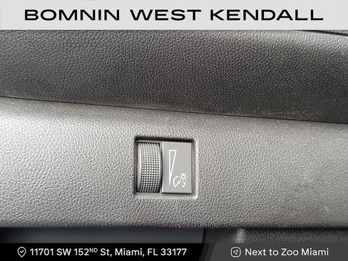 Used 2024 Chevrolet Colorado Trail Boss w/ Advanced Trailering Package image 24