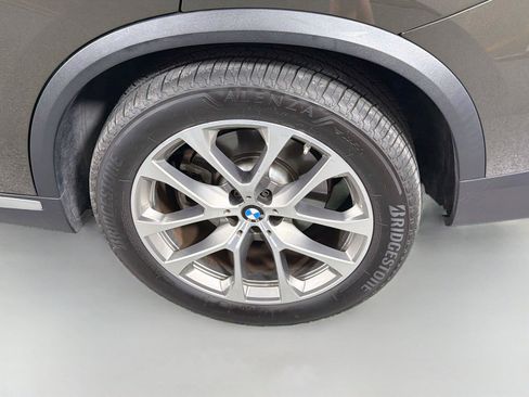 Used 2021 BMW X5 xDrive40i w/ Premium Package 2 AWD/4WD image 32