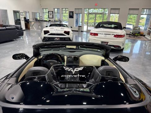 Used 2008 Chevrolet Corvette Convertible w/ Preferred Equipment Group RWD image 11