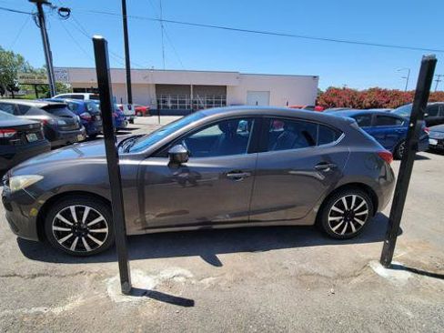 Used 2014 MAZDA MAZDA3 i Grand Touring image 3