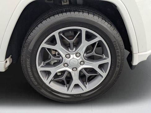 Used 2020 Jeep Grand Cherokee Overland image 9