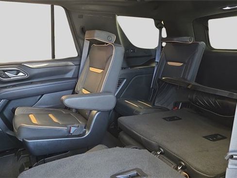 Used 2023 GMC Yukon AT4 w/ AT4 Premium Package image 16