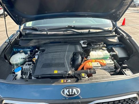 Used 2019 Kia Niro EX FWD image 27