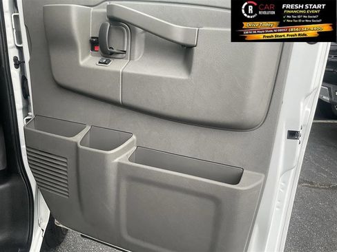Used 2021 Chevrolet Express 2500 Extended w/ Driver Convenience Package RWD image 19