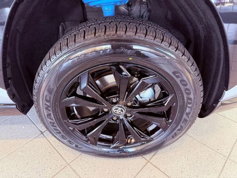 Used 2022 Toyota RAV4 XSE image 16