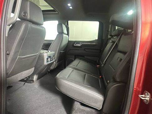 Used 2022 Chevrolet Silverado 1500 LTZ w/ LTZ Premium Package AWD/4WD image 28
