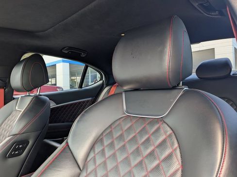 Used 2023 Genesis G70 3.3T w/ Sport Prestige Package RWD image 15
