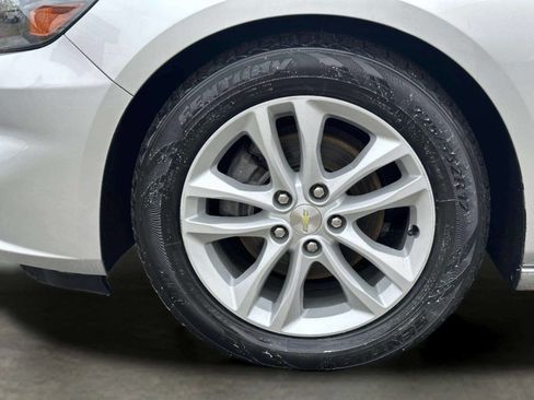 Used 2016 Chevrolet Malibu LT image 32