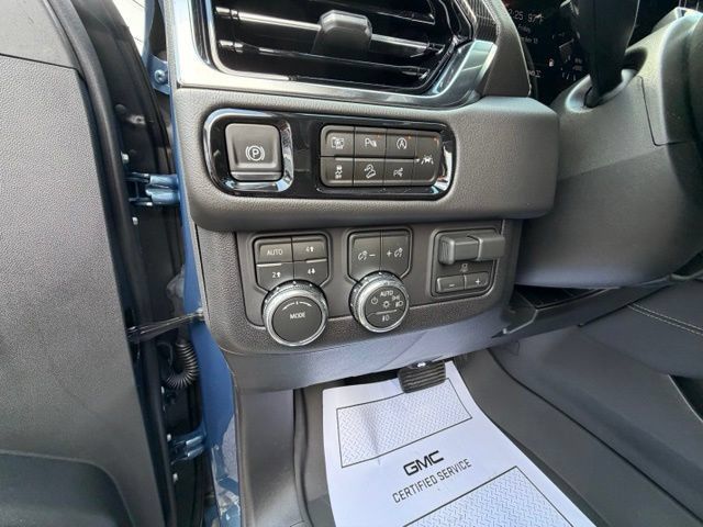 New 2026 GMC Yukon Elevation w/ Elevation Premium Package AWD/4WD image 7