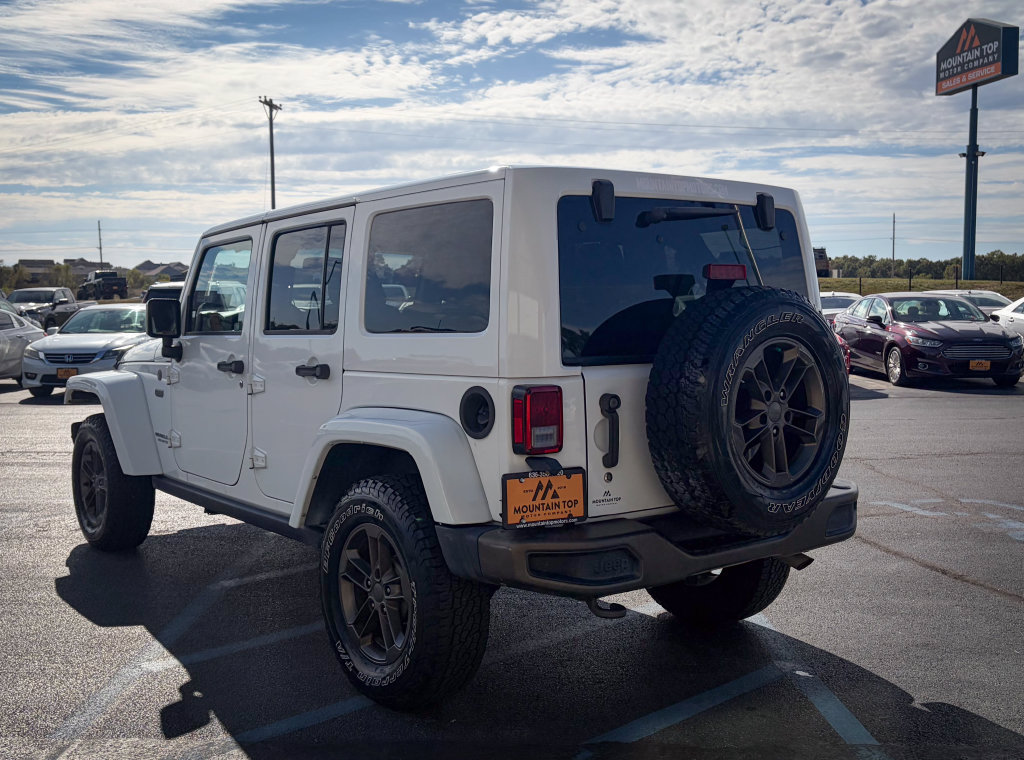 Used 2016 Jeep Wrangler Unlimited Sahara AWD/4WD image 17