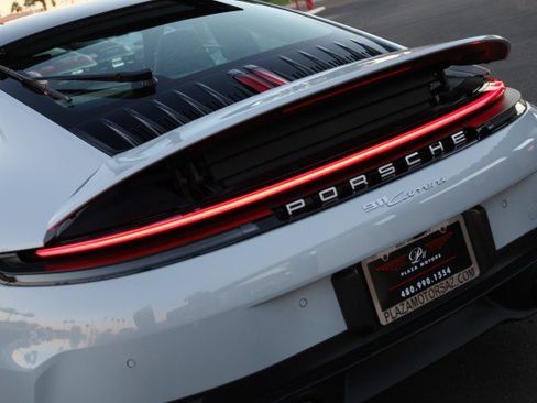 Used 2025 Porsche 911 Carrera image 61