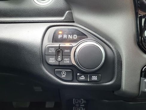 Used 2025 RAM 1500 Big Horn AWD/4WD image 22
