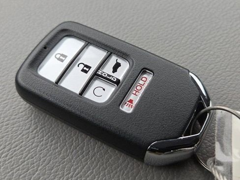 Used 2022 Honda CR-V Touring image 35