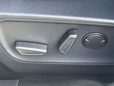 New 2026 Ford Escape Platinum image 11