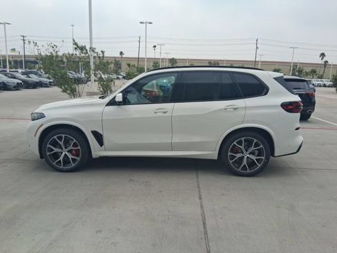 New 2026 BMW X5 sDrive40i w/ M Sport Package RWD image 3