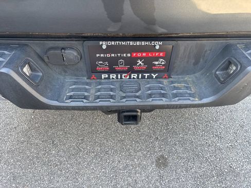 Used 2019 Toyota Tacoma SR5 RWD image 26