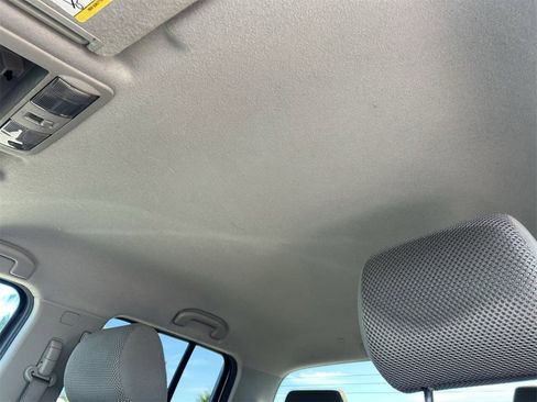 Used 2008 Nissan Frontier SE image 33