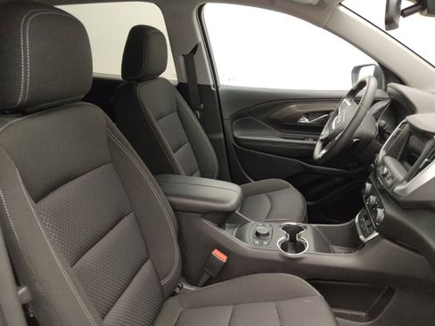 Used 2024 GMC Terrain SLE w/ Driver Convenience Package FWD image 21