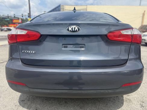 Used 2016 Kia Forte LX FWD image 9