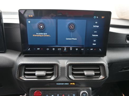 Used 2024 Ford Mustang Convertible RWD image 15