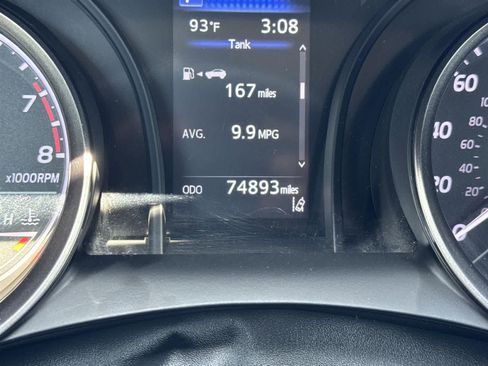 Used 2022 Toyota Camry SE image 16