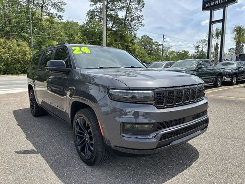 Used 2024 Jeep Grand Wagoneer L Series II w/ Quick Order Packagew 28T image 10