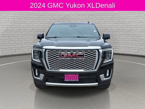 Used 2024 GMC Yukon XL Denali AWD/4WD image 2