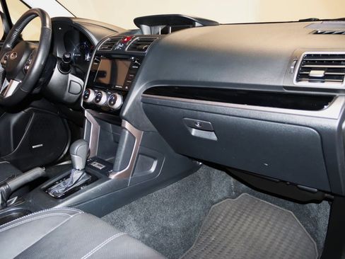 Used 2018 Subaru Forester 2.5i Touring w/ Popular Package #3B AWD/4WD image 59