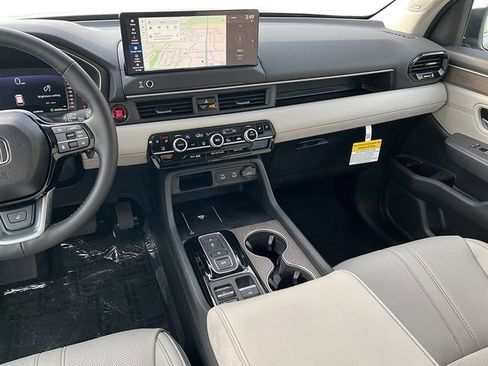 New 2026 Honda Pilot Elite image 16